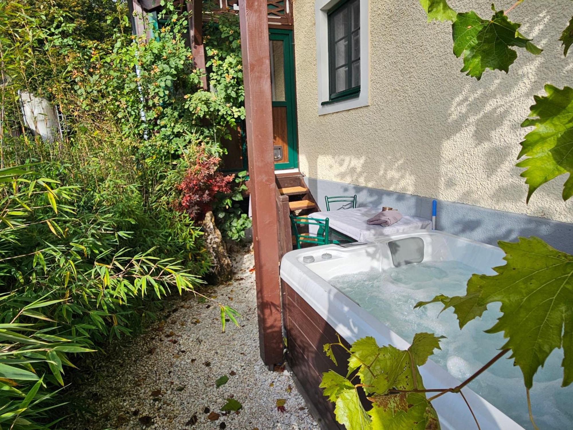 Premium Apartment Mit Privatem Whirlpool, Sauna, Garten Sankt Martin am Grimming Eksteriør bilde