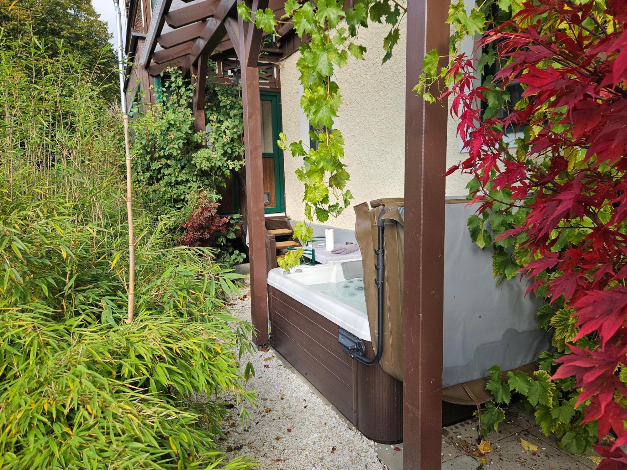 Premium Apartment Mit Privatem Whirlpool, Sauna, Garten Sankt Martin am Grimming Eksteriør bilde