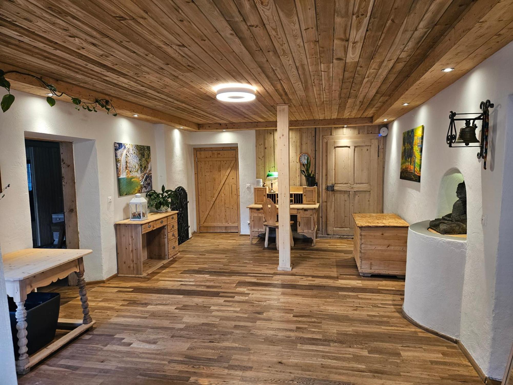 Premium Apartment Mit Privatem Whirlpool, Sauna, Garten Sankt Martin am Grimming Eksteriør bilde